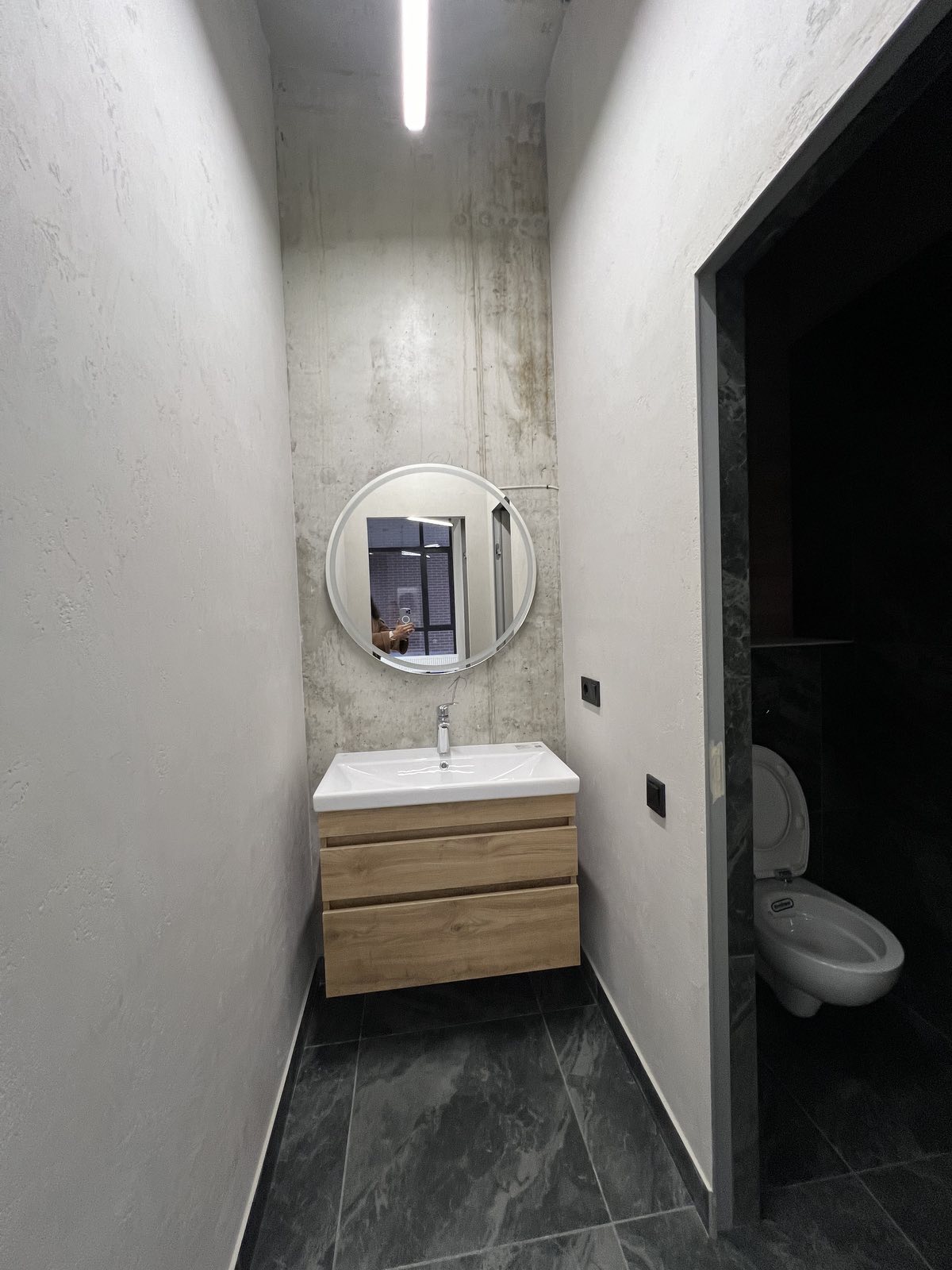OFFICE / COMMERCIAL SPACE FOR RENT! 101 m²! NEXT TO FORUM SHOPPING CENTER!