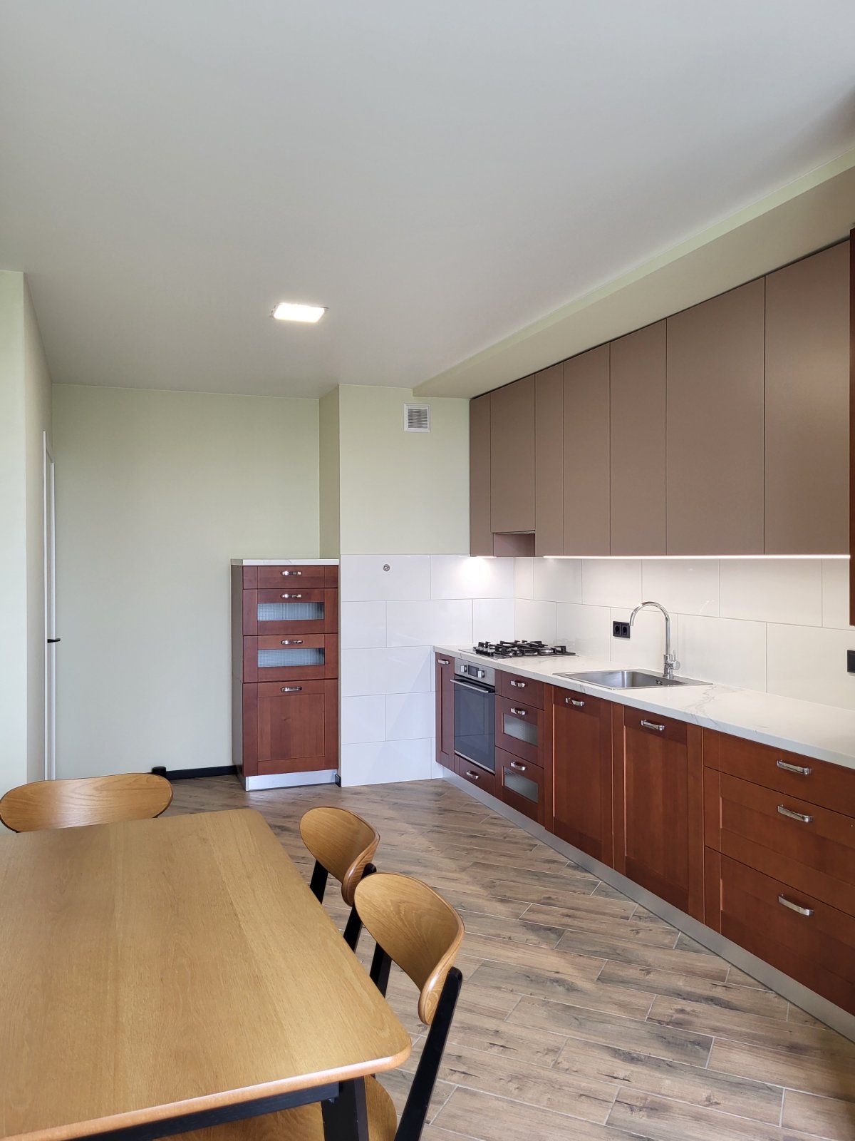 FOR RENT! NEW BUILDING! Stryiska Street (Bus Station Area)