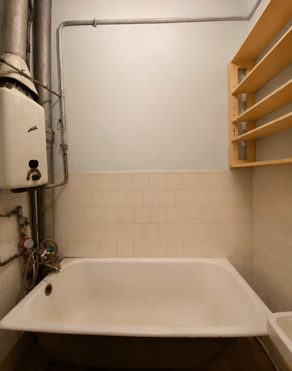 FOR RENT! 1-Bedroom Apartment O. Stefaniwna Street