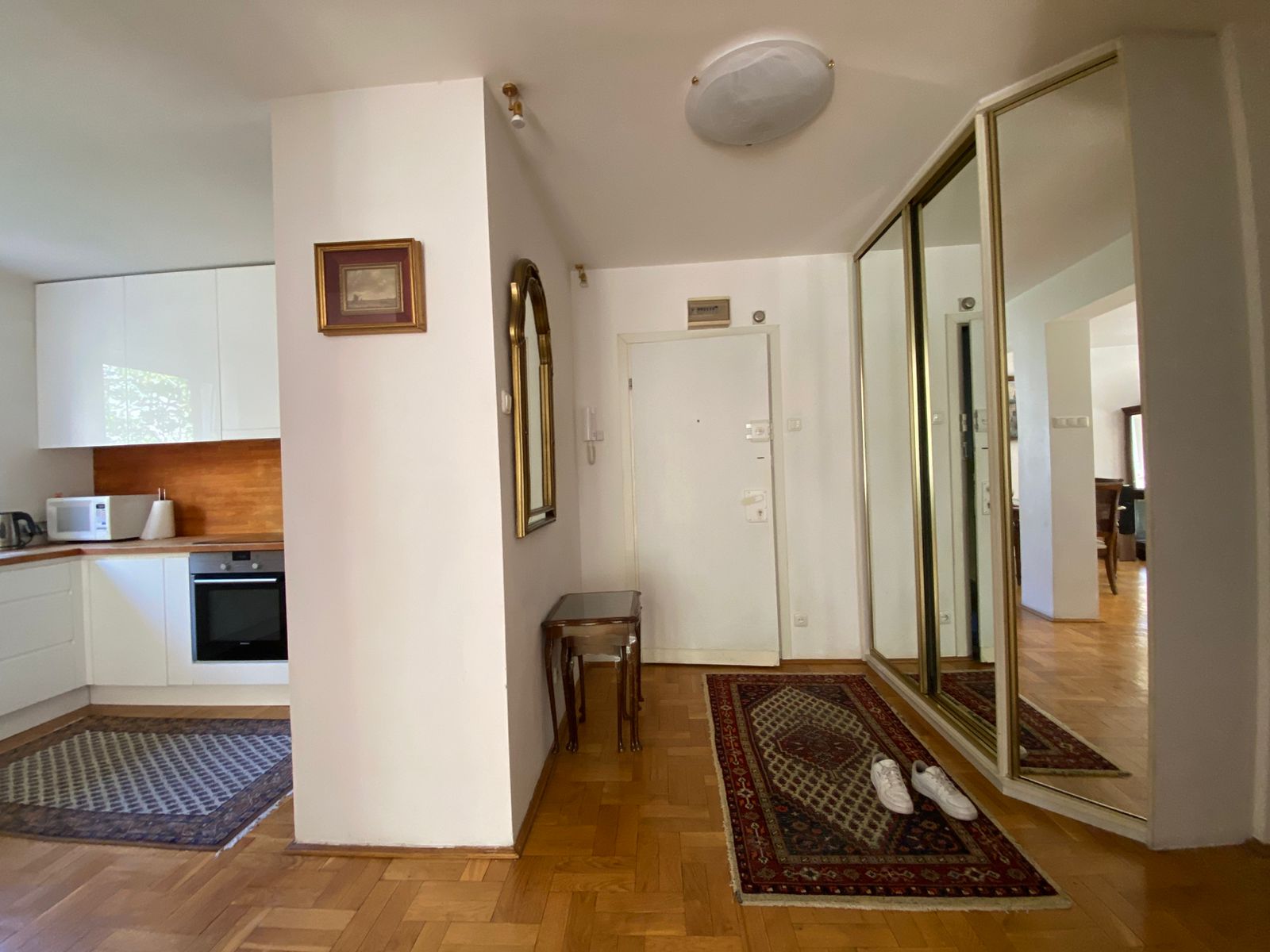 FOR RENT! 3-room apartment | 2 separate bedrooms + living room with open-plan kitchen | WARSAW!