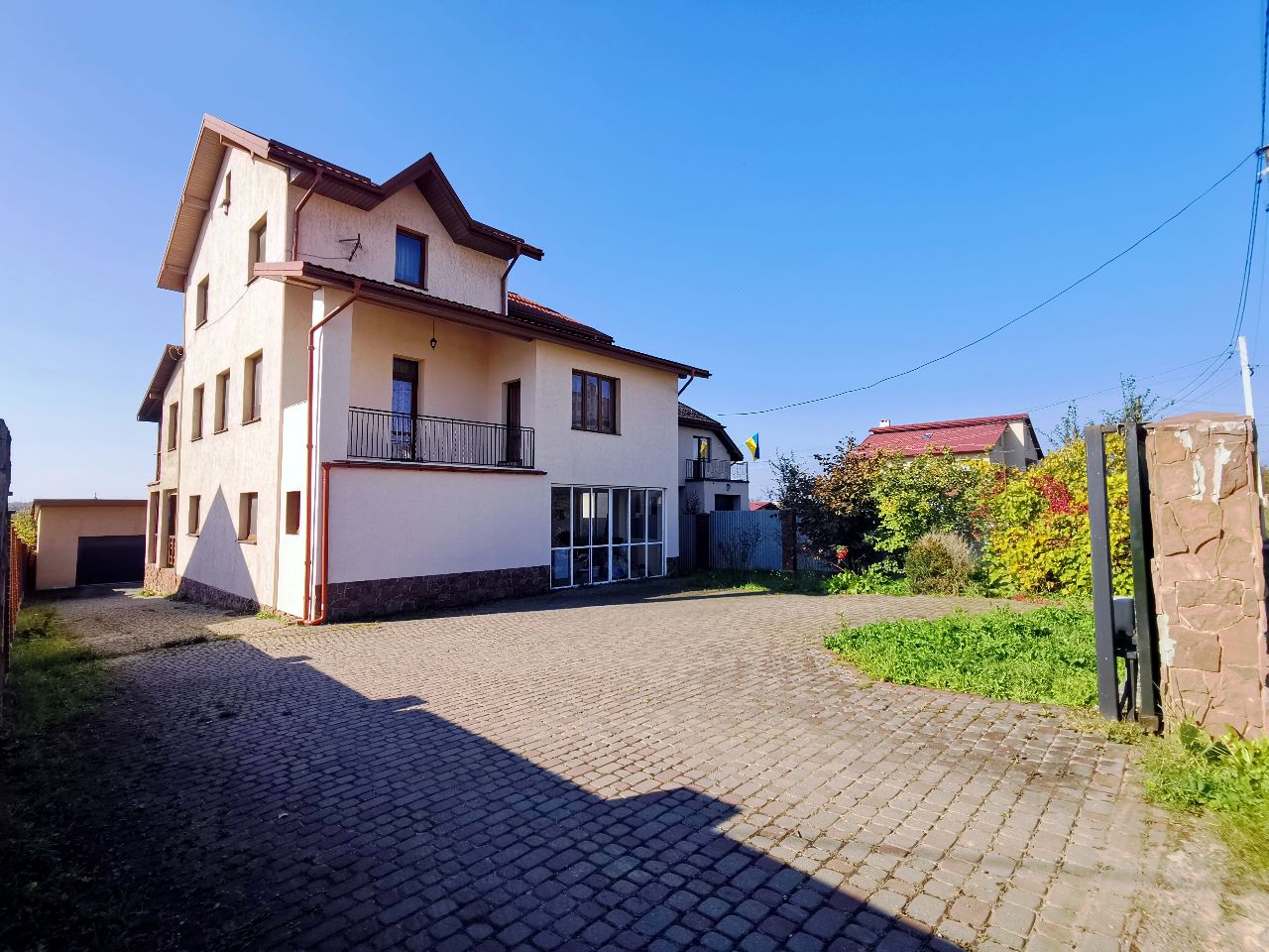 FOR SALE!  - Zubra!Three-story house 280m