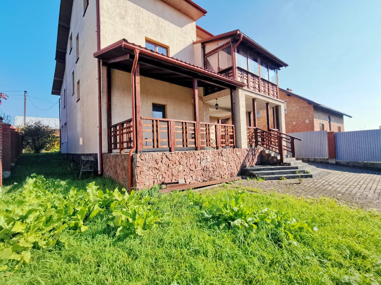 FOR SALE!  - Zubra!Three-story house 280m
