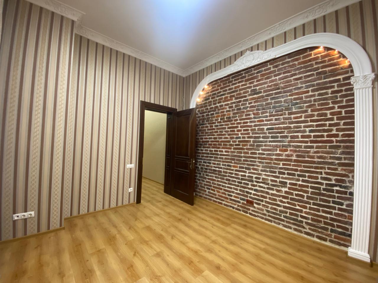 FOR SALE! THE PEARL OF LVIV!EXCLUSIVE APARTMENT!