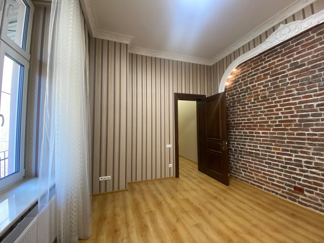 FOR SALE! THE PEARL OF LVIV!EXCLUSIVE APARTMENT!