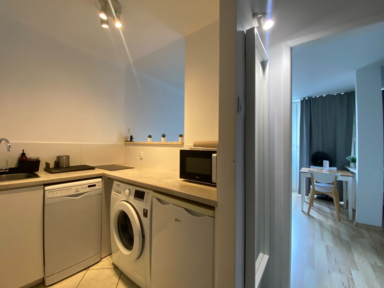 For Sale! 2-Room Apartment – Jana Pawła II Avenue / Grzybowska Street, Warsaw