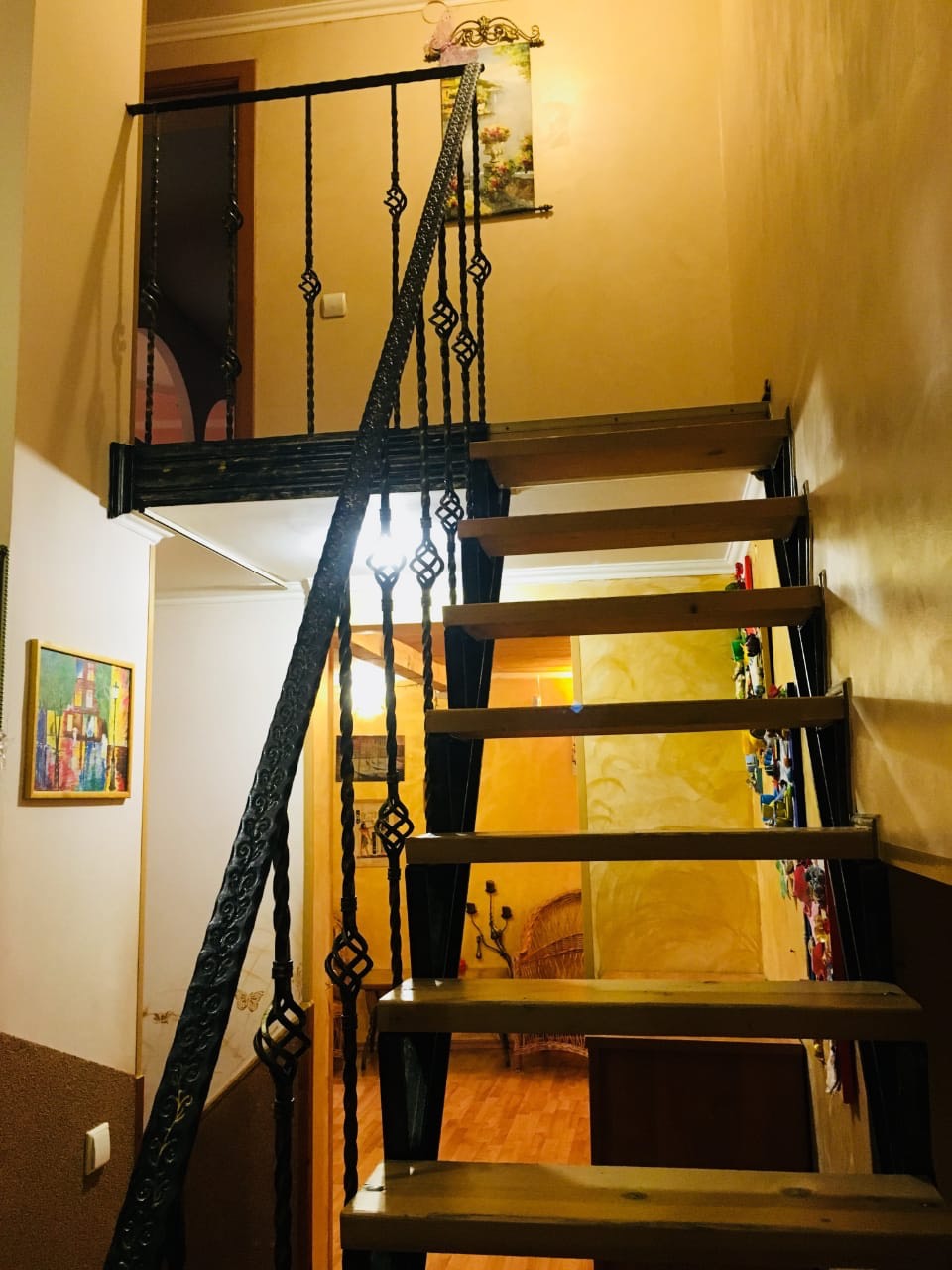 FOR SALE! 4-room apartment near St. Anne’s Church! Shevchenko Street!